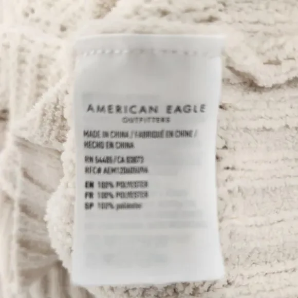 American Eagle Cream Cropped Chunky Knit Sweater XS Oversized Cozy Layer - Picture 5 of 10